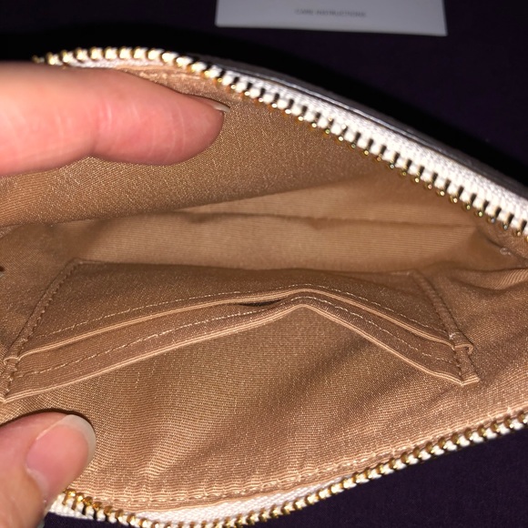 Coach wristlet - Picture 2 of 2